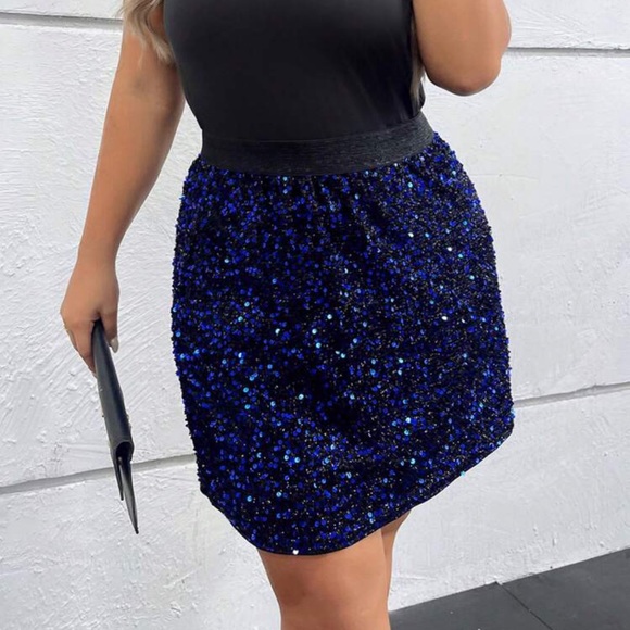 🪩 Sequin Skirt 🪩 - Picture 5 of 5